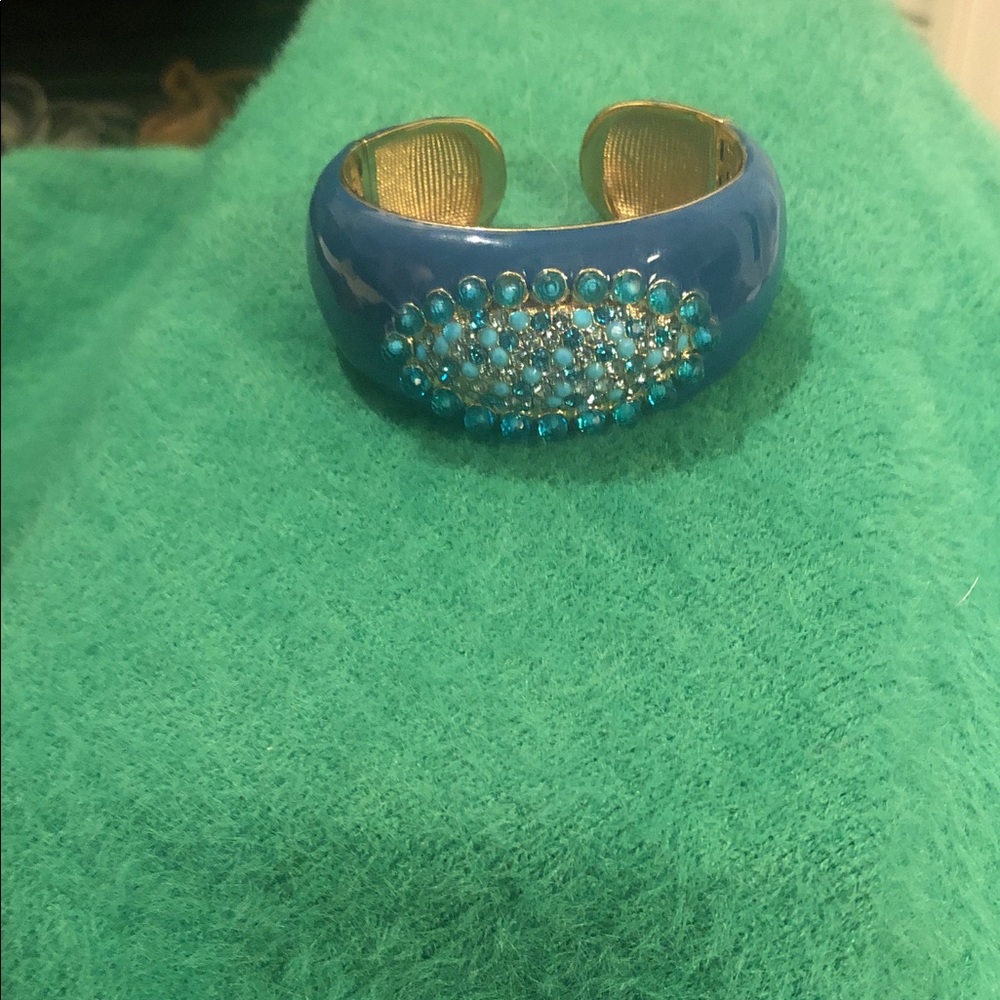 Authentic Signed (stamped) Akkad Turquoise Crystal Hinged Enamel bracelet